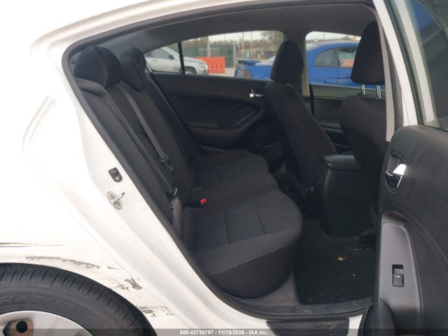 KNAFK4A69G5487742 KIA FORTE LX