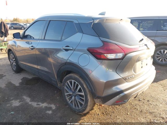 2021 NISSAN KICKS 3N1CP5CV1ML471373 Photo 2