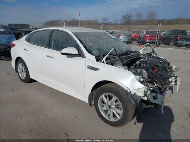 2016 KIA OPTIMA KNAGT4L3XG5107084