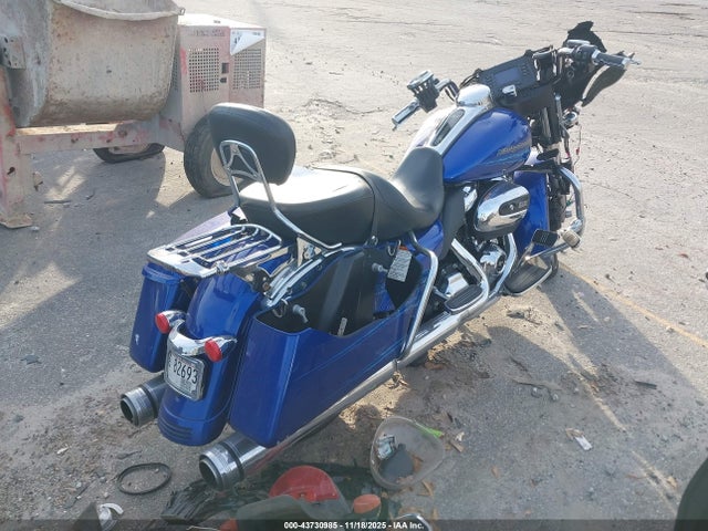Harley-Davidson FLHX 2019 1HD1KBC17KB648133 Image 4