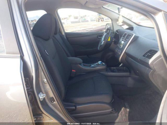 2017 NISSAN LEAF 1N4BZ0CP3HC302874 Photo 4