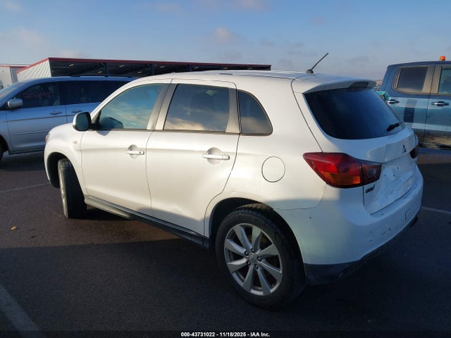 2015 MITSUBISHI OUTLANDER SPORT 4A4AR3AU9FE047769 Photo 2