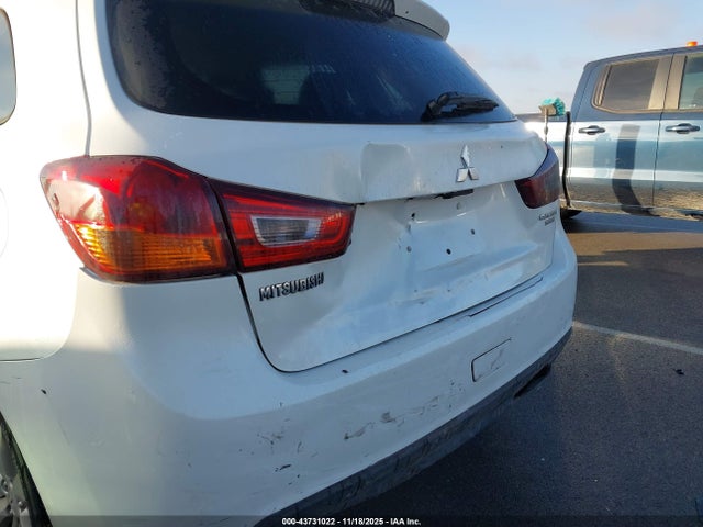 2015 MITSUBISHI OUTLANDER SPORT 4A4AR3AU9FE047769 Photo 5