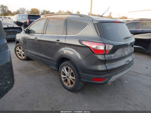 2018 FORD ESCAPE 1FMCU0GD9JUA97117 Photo 2