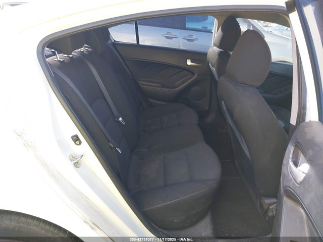 3KPFK4A72HE119324 KIA FORTE LX
