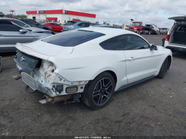 2022 FORD MUSTANG 1FA6P8TH4N5107025 Photo 3