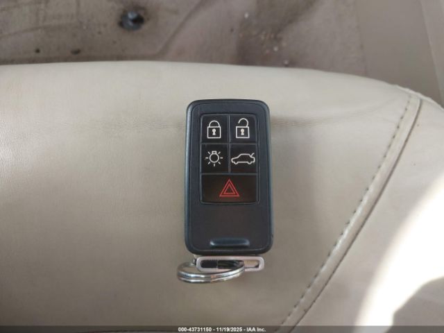 2011 VOLVO XC70 YV4940BZ4B1110485 Photo 10