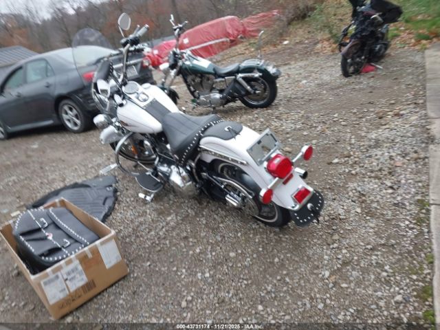 2007 HARLEY-DAVIDSON FLSTC 1HD1BW51X7Y017515 Photo 2