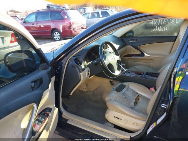 2006 LEXUS IS 250 JTHCK262X62005004 Photo 4