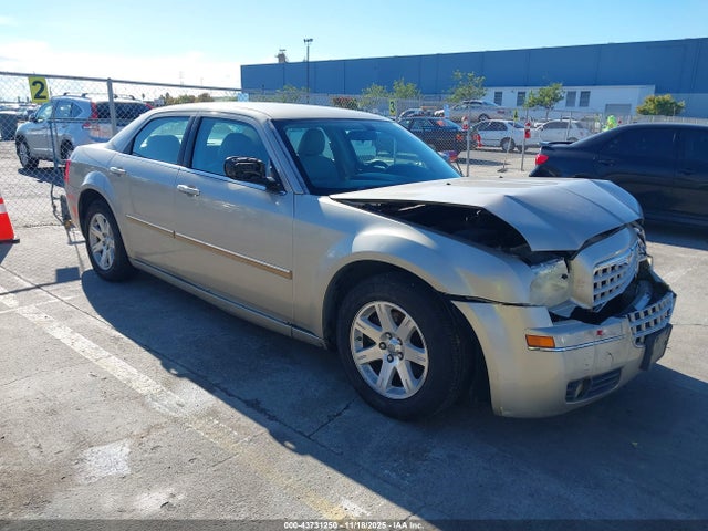 2006 CHRYSLER 300 2C3KA53G66H383110