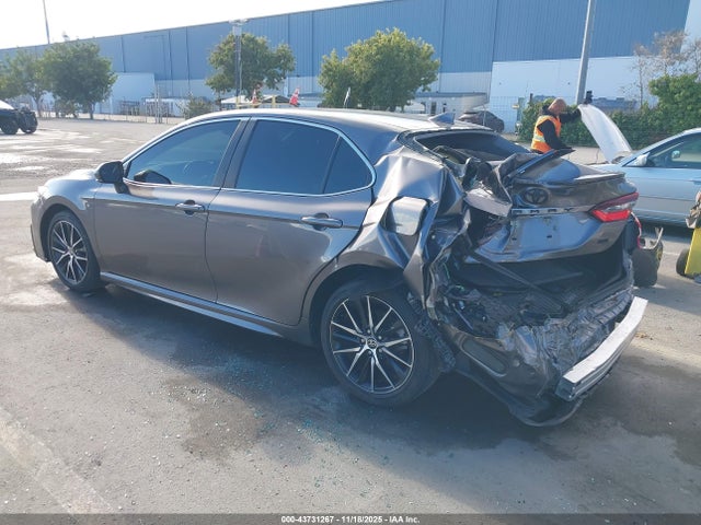 4T1G11AK0NU629125 Toyota CAMRY SE