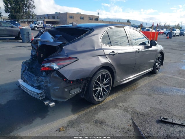 4T1G11AK0NU629125 Toyota CAMRY SE