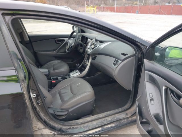 2011 HYUNDAI ELANTRA 5NPDH4AE0BH017883 Photo 4