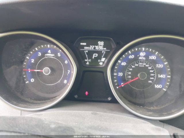 2011 HYUNDAI ELANTRA 5NPDH4AE0BH017883 Photo 6