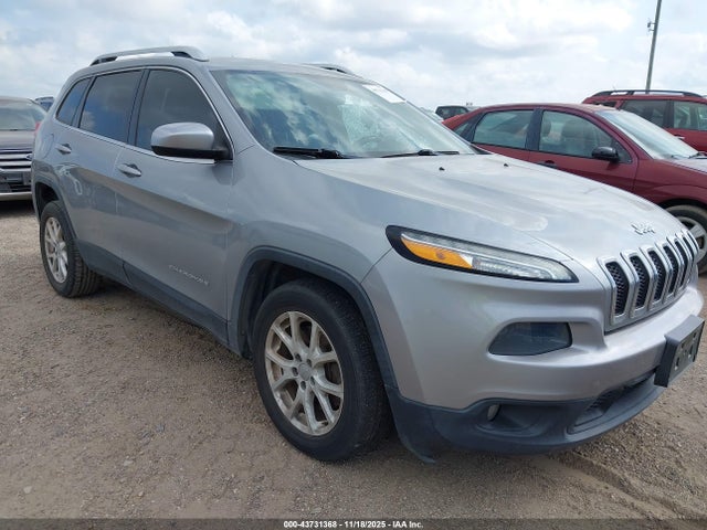 2015 Jeep Cherokee Latitude მანქანა იყიდება აუქციონზე, vin: 1C4PJLCB7FW781552, აუქციონის ნომერი: 43731368