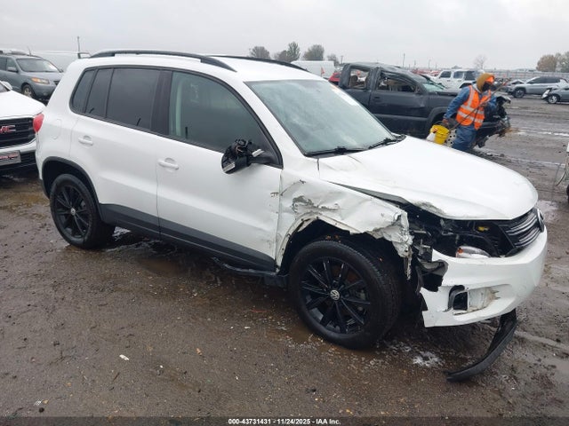 2018 VOLKSWAGEN TIGUAN LIMITED WVGAV7AX4JK004581
