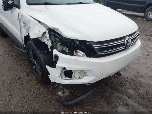 2018 VOLKSWAGEN TIGUAN LIMITED WVGAV7AX4JK004581 Photo 5