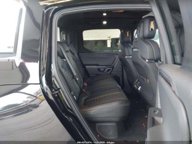 2022 RIVIAN R1T 7FCTGAAA2NN007400 Photo 7