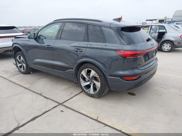 2025 AUDI Q6 E-TRON WA134BGF6SA044177 Photo 2