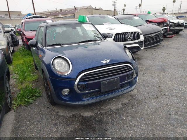 2016 MINI HARDTOP WMWXU1C54G2D10604 Photo 0