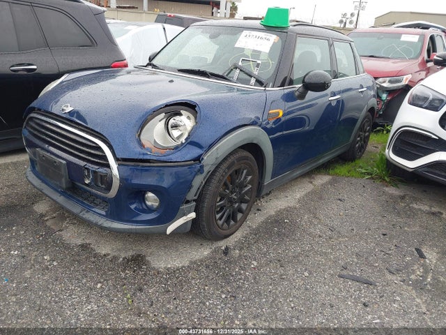 2016 MINI HARDTOP WMWXU1C54G2D10604 Photo 1