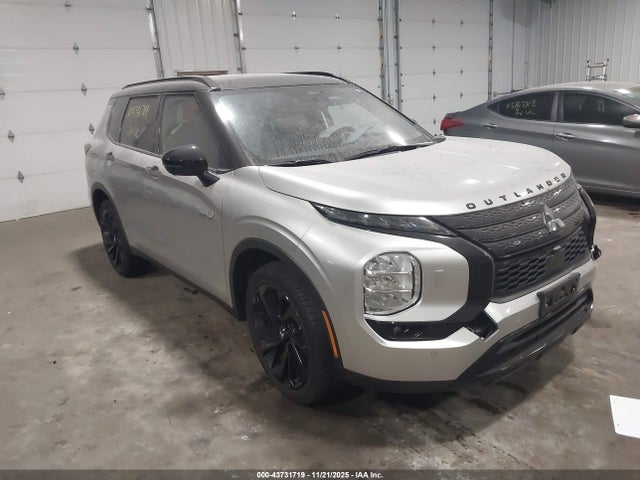 2025 MITSUBISHI OUTLANDER PHEV JA4T5WA91SZ003027