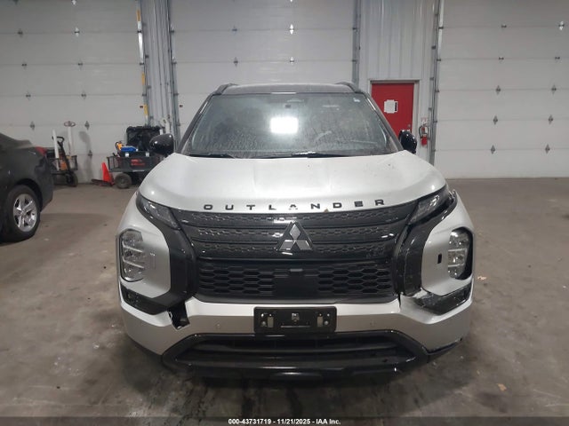 Продаж на аукціоні авто 2025 Mitsubishi Outlander Phev Sel Black Edition, vin: JA4T5WA91SZ003027, номер лоту: 43731719