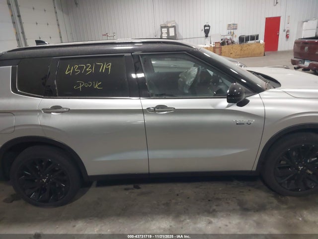 Продаж на аукціоні авто 2025 Mitsubishi Outlander Phev Sel Black Edition, vin: JA4T5WA91SZ003027, номер лоту: 43731719