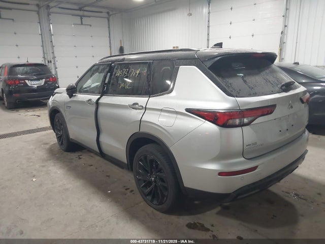 2025 MITSUBISHI OUTLANDER PHEV JA4T5WA91SZ003027 Photo 2