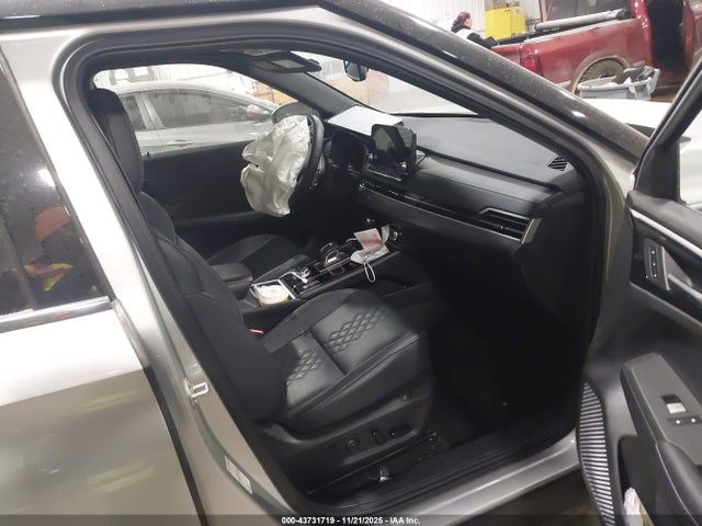 2025 MITSUBISHI OUTLANDER PHEV JA4T5WA91SZ003027 Photo 4