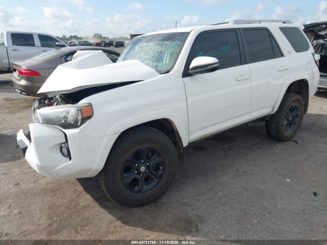 2017 TOYOTA 4RUNNER JTEBU5JR6H5444873 Photo 1