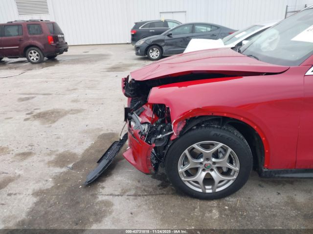 2021 ALFA ROMEO STELVIO ZASPAKANXM7D18620 Photo 5