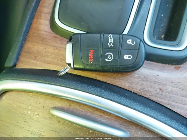 2017 CHRYSLER 300C 2C3CCAPG6HH635538 Photo 10