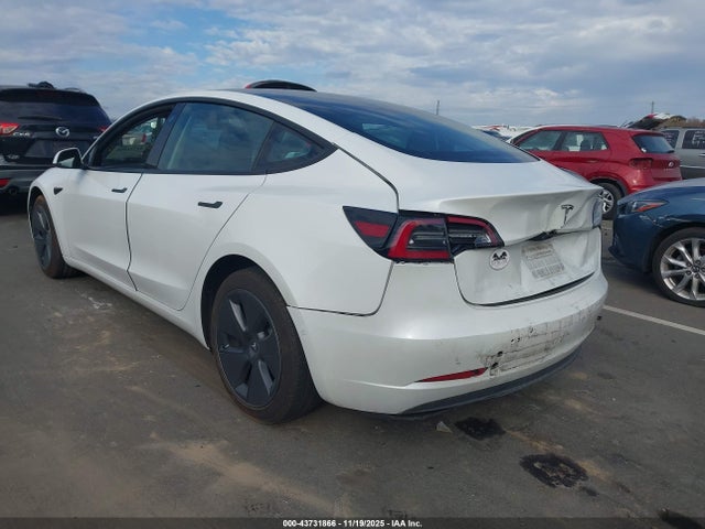2021 TESLA MODEL 3 5YJ3E1EA8MF079141 Photo 2
