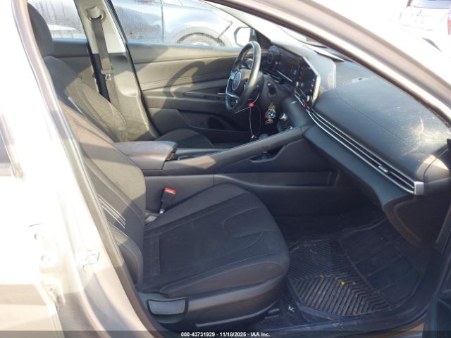 2021 HYUNDAI ELANTRA 5NPLS4AG5MH040593 Photo 4