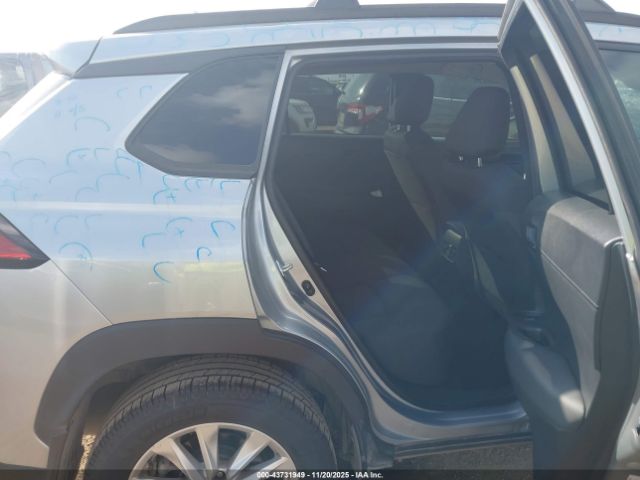 2022 TOYOTA COROLLA CROSS 7MUCAAAG0NV035238 Photo 7