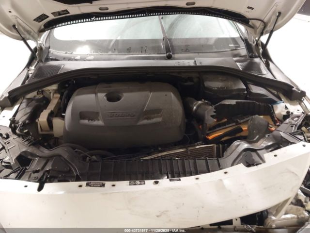 2017 VOLVO S60 INSCRIPTION LYV402HM9HB141751 Photo 9