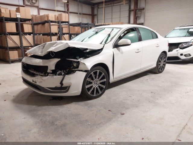 2017 VOLVO S60 INSCRIPTION LYV402HM9HB141751 Photo 1