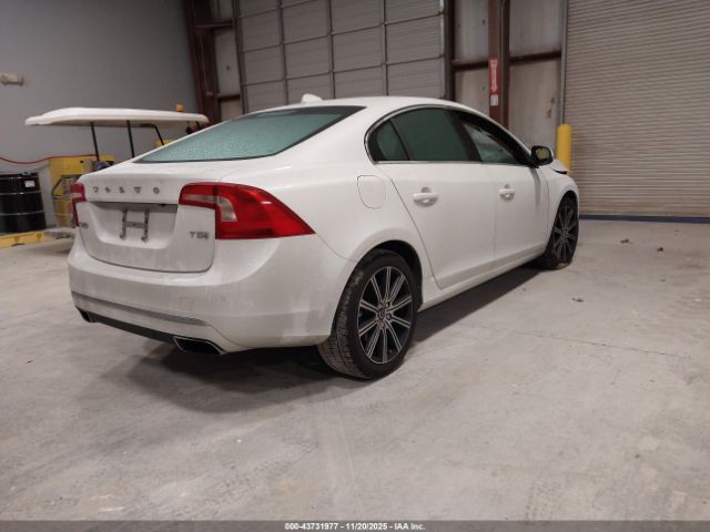2017 VOLVO S60 INSCRIPTION LYV402HM9HB141751 Photo 3