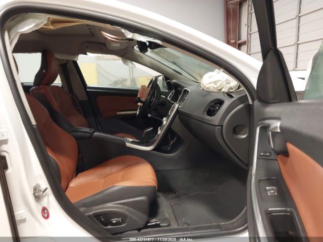 2017 VOLVO S60 INSCRIPTION LYV402HM9HB141751 Photo 4