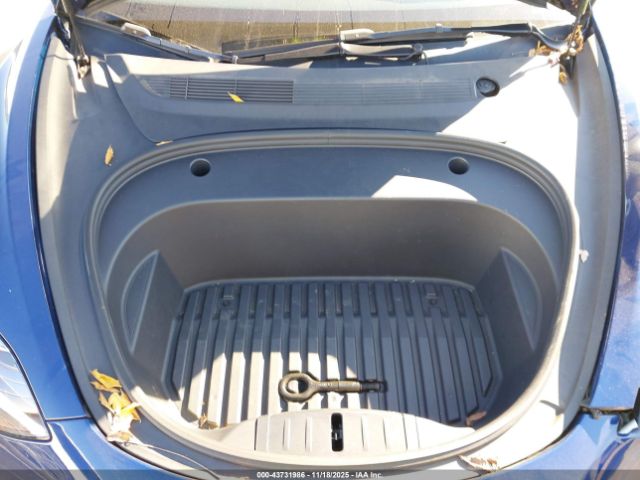 2023 TESLA MODEL 3 5YJ3E1EA4PF588471 Photo 9