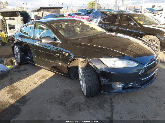 2013 TESLA MODEL S 5YJSA1DG2DFP14531 Photo 0