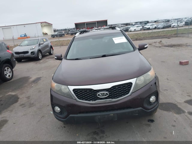 43732025 :رقم المزاد ، 5XYKT3A61CG206012 vin ، 2012 Kia Sorento Lx مزاد بيع