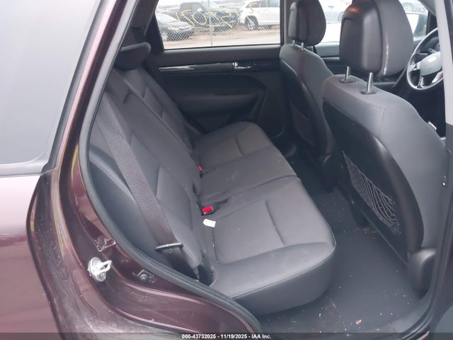 43732025 :رقم المزاد ، 5XYKT3A61CG206012 vin ، 2012 Kia Sorento Lx مزاد بيع