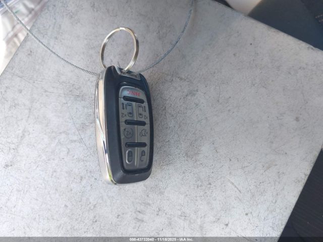 2018 CHRYSLER PACIFICA 2C4RC1FG3JR323135 Photo 10