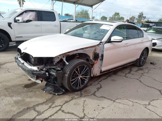 2021 BMW 530E WBA13AG06MCG10013 Photo 1