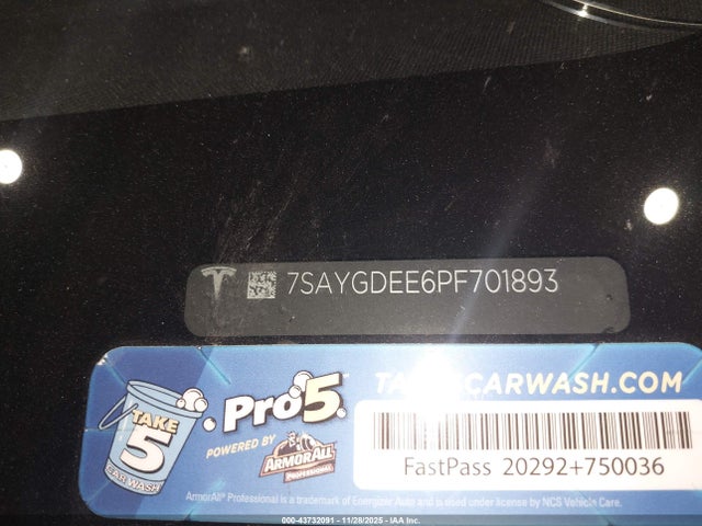 2023 TESLA MODEL Y 7SAYGDEE6PF701893 Photo 8