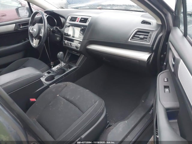 Subaru Legacy 2.5i Premium 2017 4S3BNAC66H3008405 Image 5