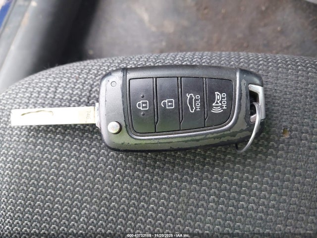43732185 :رقم المزاد ، 3KPC24A69ME131202 vin ، 2021 Hyundai Accent Se مزاد بيع