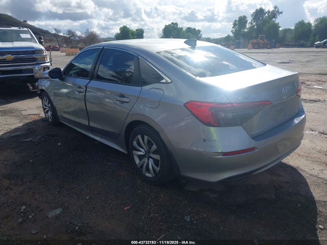 2HGFE2F28NH545996 Honda Civic Lx